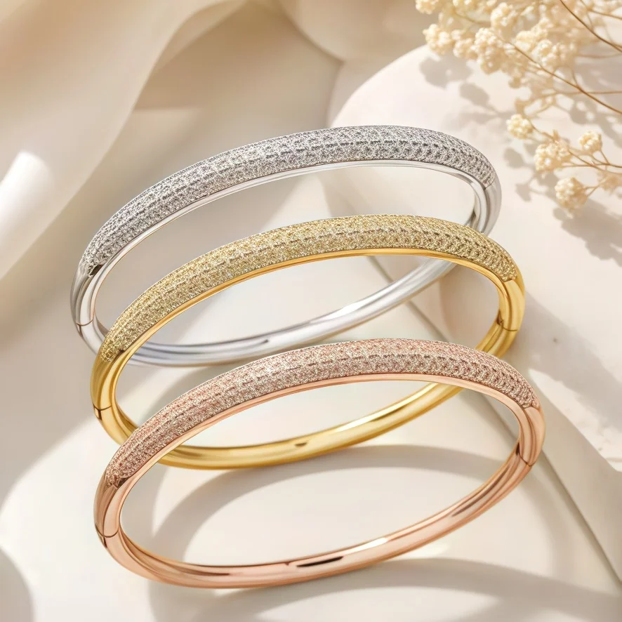 Luxury Sparkling Gold Plated Friendship Bangle Rhinestone Paved Cuff Bracelet for Women