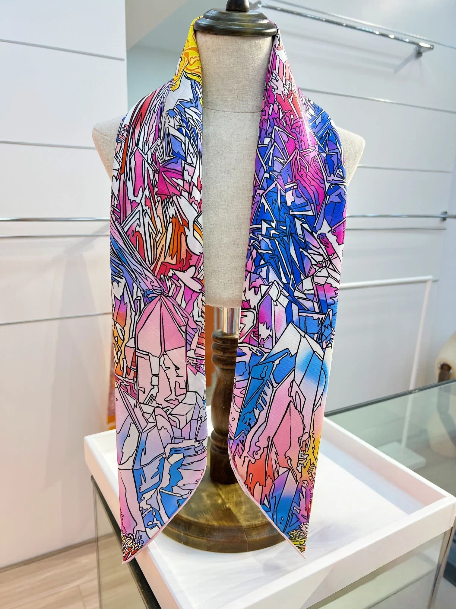 وشاح حريري كريستال H سلسلة جو مجاني دافئ ومتعدد الاستخدامات وشاح للرقبة ناعم ومريح/شال/وشاح هدية راقية