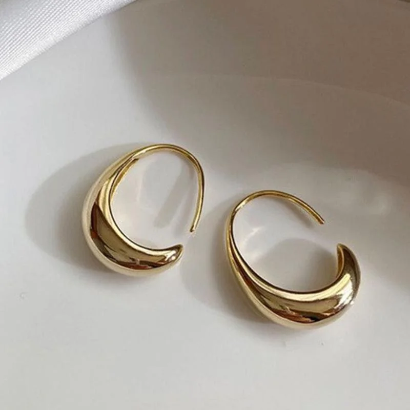 Korean Fashion Creative Design C Shape Circle Gold Drop Earrings for Women Daily Casual Wedding Party Jewelry Jewelry Gift Mujer