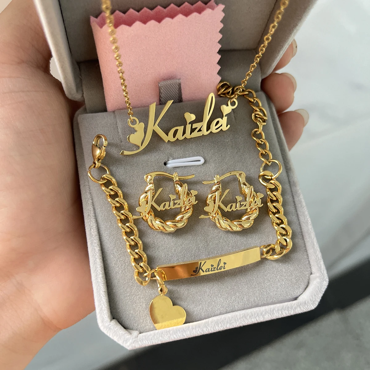 Aangepaste Sieraden Sets Naam Kinderen Set Gepersonaliseerde Letter Ketting Naam Bangles Rvs Mini Oorbel Voor Kinderen Cadeau