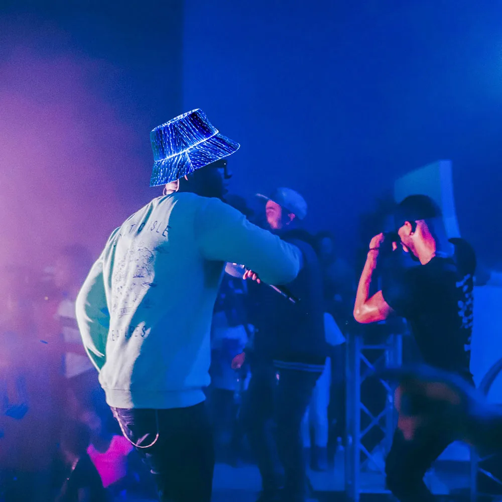 New Hot Men Women Optical Light Fiber Optic Glowing Bucket Hat Y2K High Street Colorful LED Intelligent Luminous Night Club Cap