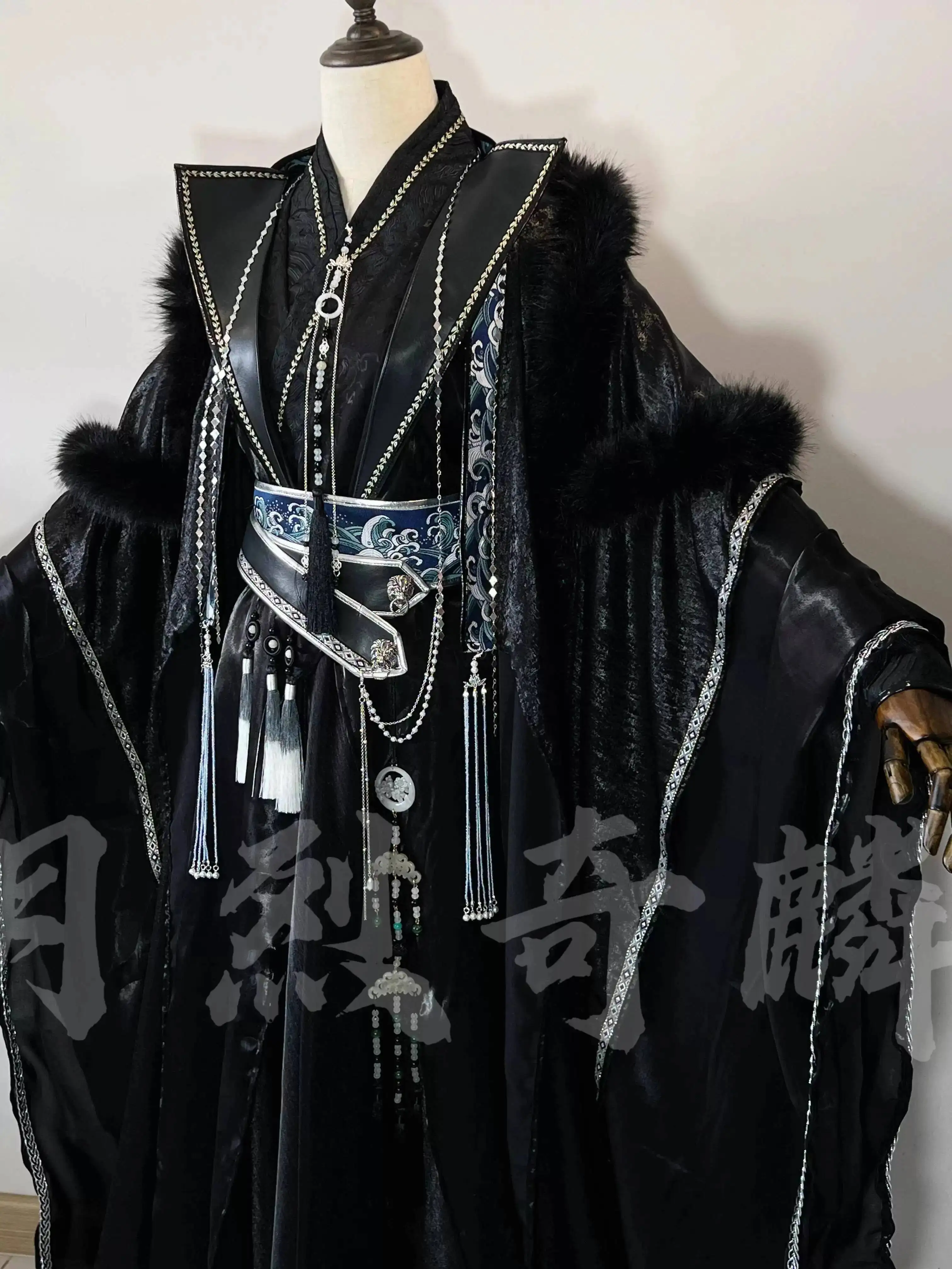 Er Ha Blackwater Mo Ran Shen Gongnbao MDZS Dark Lan Wangji Universal Cosplay Wear Performance Costume Bright Moon Halloween Set