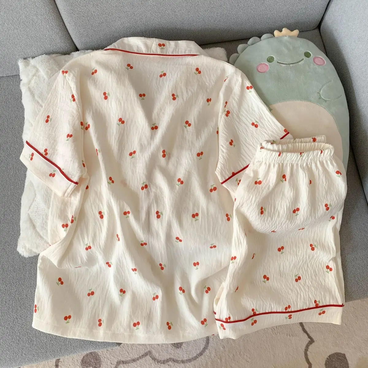 High Quality Summer Cherry Print Pajamas for Women Comfortable Outerwear Girl Student Soft Casual Striped Sleepwear Homewear