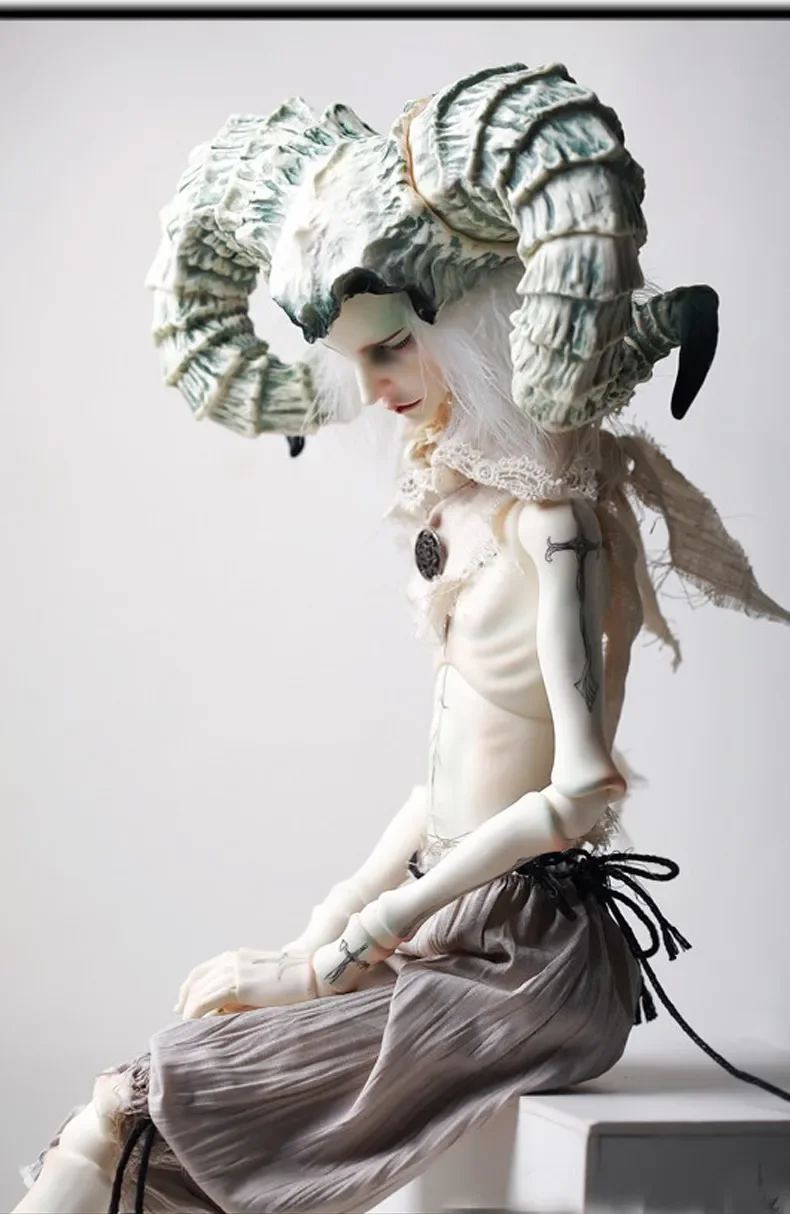 New Free Horn bdj sd doll1/3 Mephisto Boy Pheles Eyes Movable Fingers BJD Manufacturer Low Price Spot Makeup