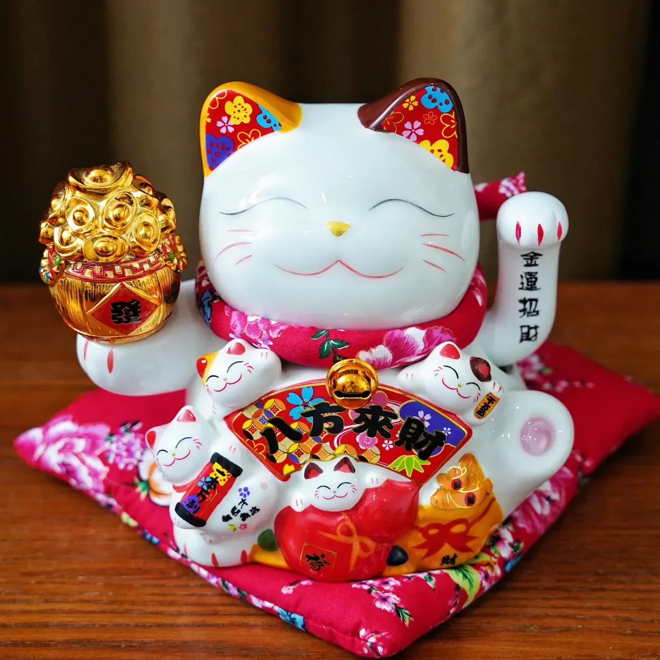 

7-дюймовый керамический орнамент Beckoning Cat Maneki Neko, украшение фэн-шуй, качели Lucky Cat
