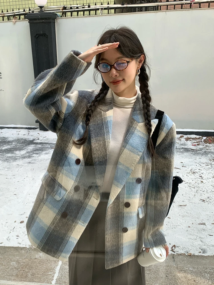 Fashion 2024 Autumn Winter Street vintage Grid Woolen Blazer Women High quality luxury check Wool Jacket women clothing Coats