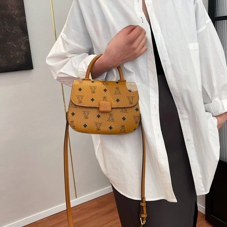 

2026 SS женская роскошная стеганая сумка через плечо, винтажная многосторонняя сумка через плечо из мягкой кожи, сумка-тоут с ремешком-цепочкой для повседневных свиданий