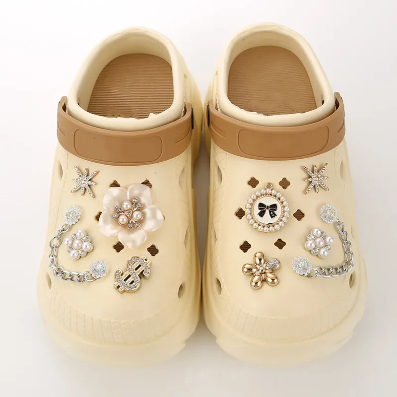Fashion New Pearl Butterfly Flower Hole Shoe Charms Decorations Rhinestone Chain Shoes Buckle DIY 3D Hole Shoe Accessories