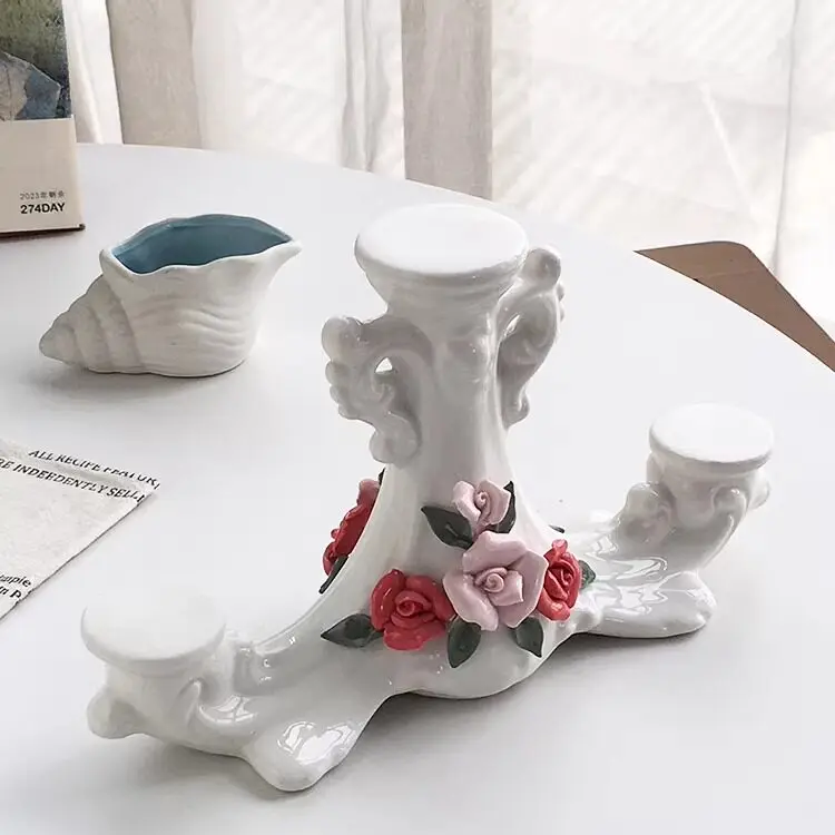 European-style Vintage Ceramic Rose Decoration Piece Home Table Craftwork Vase Decoration Home Vases  Flowers