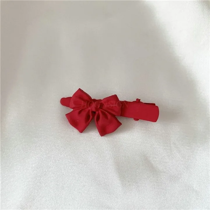 غطاء رأس على شكل فيونكة حمراء مع دبوس شعر صغير وغطاء رأس أحمر صغير ورائع للعام الجديد #6