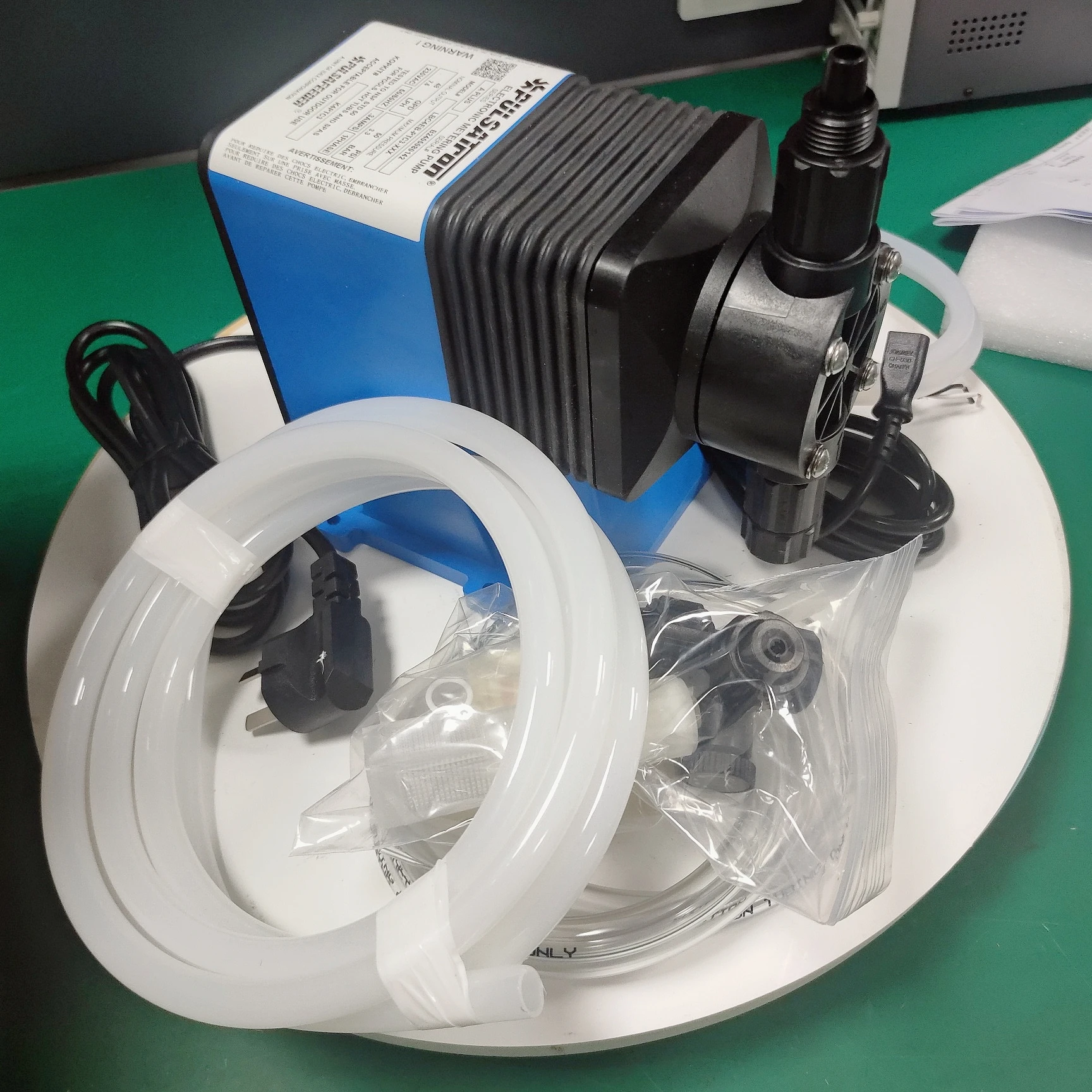 TLF Pulsafeeder Pompa dosatrice a membrana meccanica a flusso piccolo LB64SB-PTC1-XXX per il controllo del dosaggio chimico