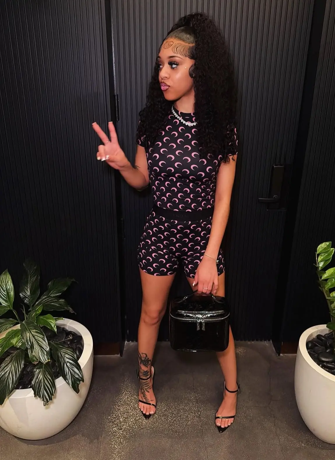 STYLISH LADY Moon Print Two Piece Set Women Sexy Slim Fit Short Sleeve Crop Top And High Waist Shorts 2026 Club Party Outfits - Image 2