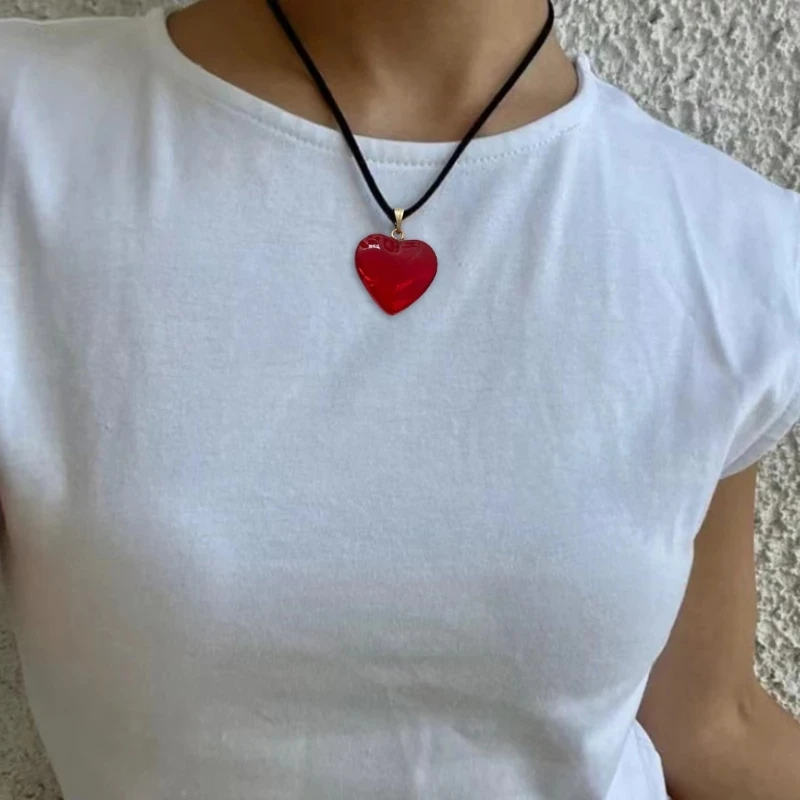 Heart Pendant Necklaces Small Heart Necklaces Choker Pendant Necklaces Crystal Heart Necklace for Women Men Jewelry Gift