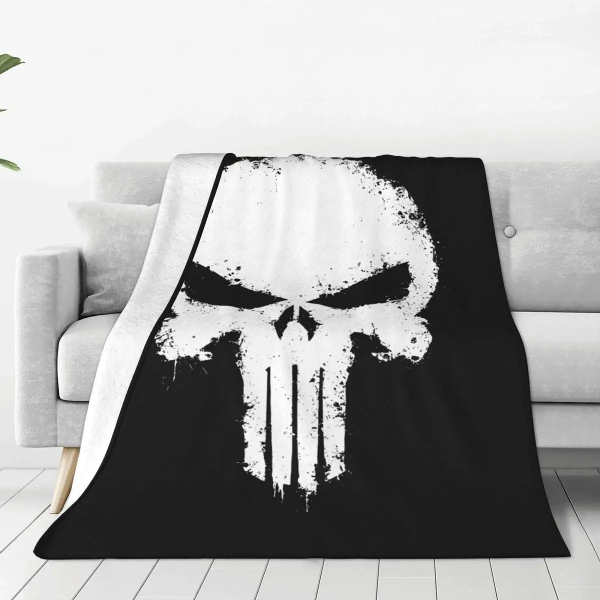 Splatter Effect Skull Fleece Throw Blankets Horror Blankets for Home Outdoor Super Soft Bedroom Quilt