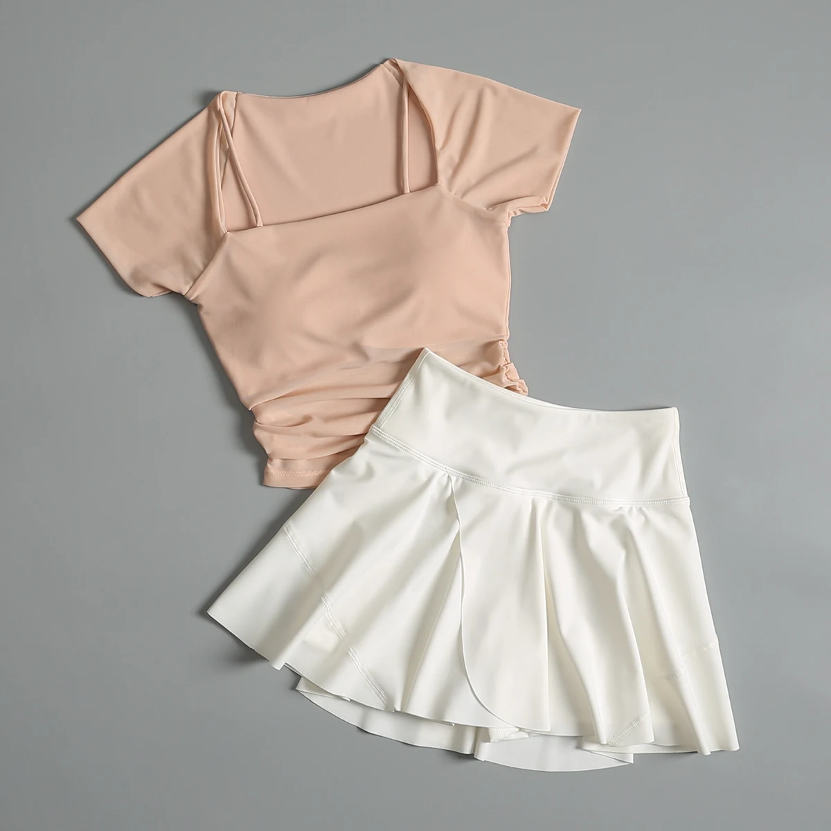 

High-value tennis fitness suit for women in summer outdoor quick-drying badminton sports skirts running exercise yoga suit