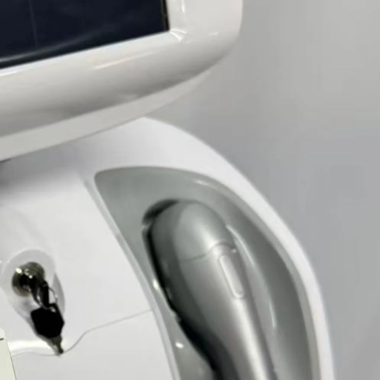

Vertical 7D Slimming Device Vacuum fat Dissolving Slimming and Lifting Instrument Cellulite Removal Skin Tightening Massager