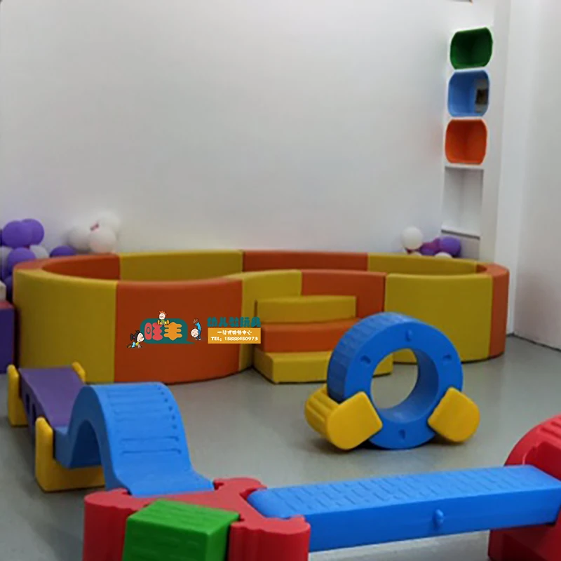 Kindergarten, curved ocean ball pool, children's ball pool,