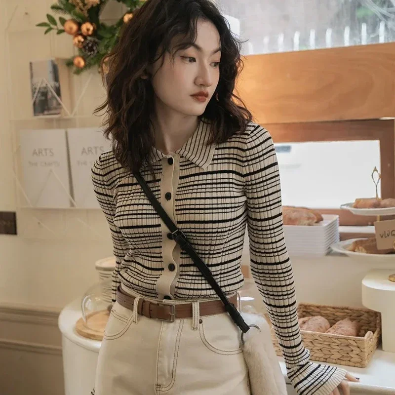 Woman Tshirt Korean Clothing Polo Neck T Shirt for Women Commute Tops Knitted Shirts Aesthetic Basic Style On Offer Cheap Luxury