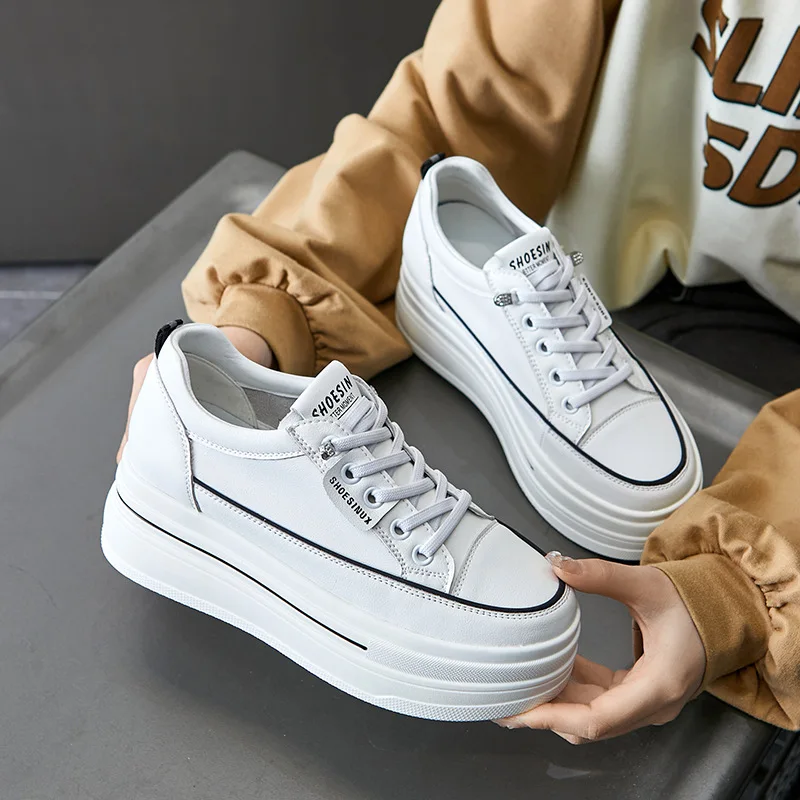 

НОВЫЕ туфли на платформе из натуральной кожи с сеткой 8,5 см, женские кроссовки на танкетке, летне-осенняя обувь, белые сандалии на плоской подошве, шлепанцы