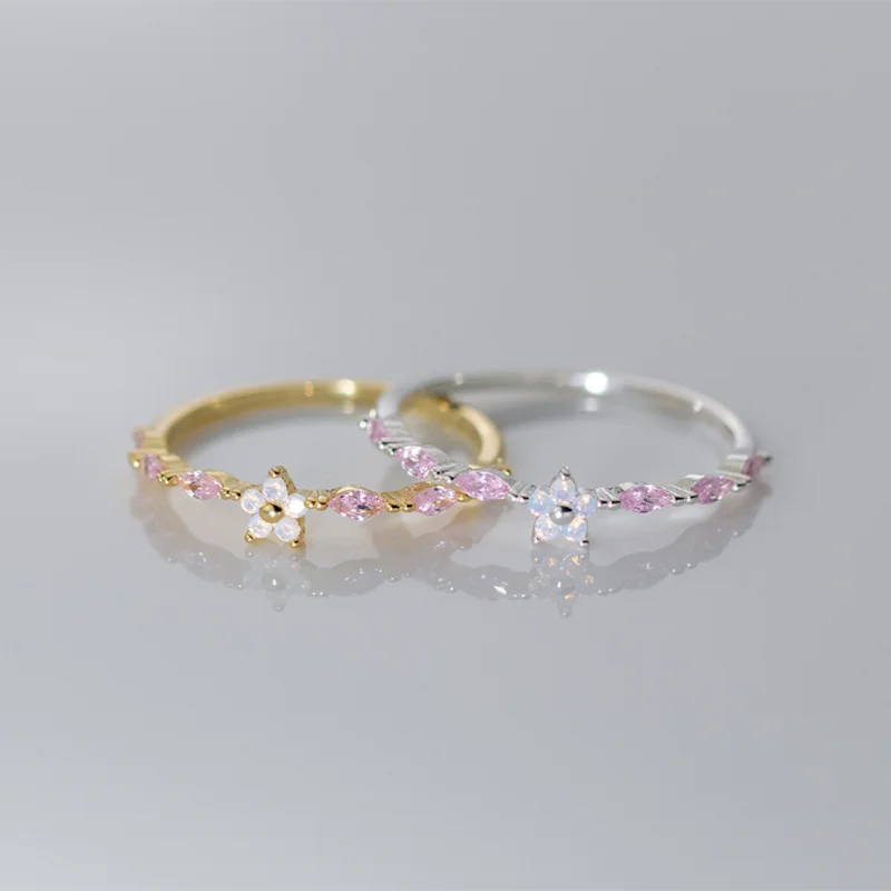 KAMIRA 925 Sterling Silver Sweet Flower Zircon Rings for Women Banquet Fashion Elegant Romantic Wedding Jewelry Anniversary Gift