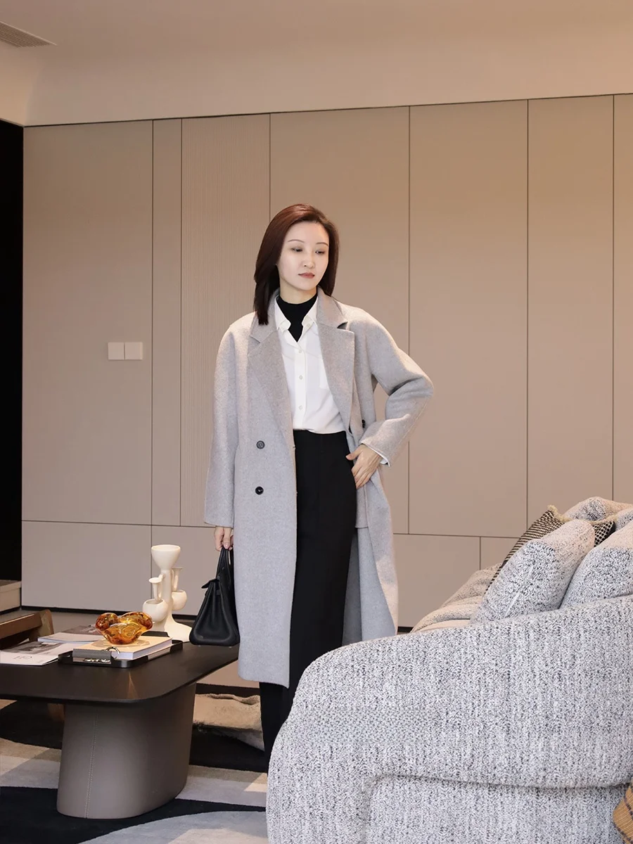 

Simple Chic Long Sleeve White Shirt 'Left Blank Extension' Versatile Basic Style Commute Wind Straight Tube Anti-Wrinkle Brea...
