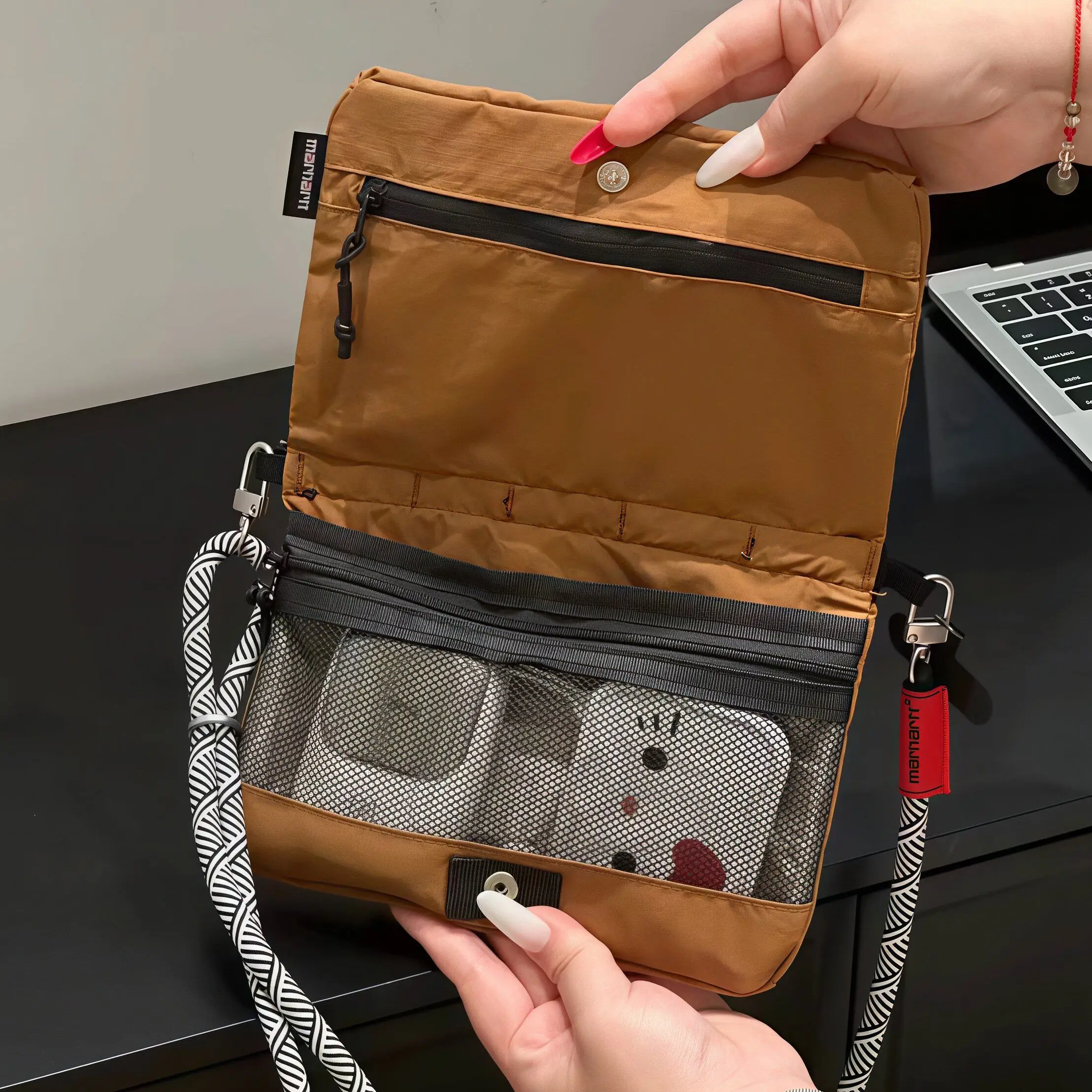 bolsa-pequena-quadrada-portatil-para-uso-externo-estilo-horizontal-organizador-de-armazenamento-para-carregador-de-telefone-movel-e-documentos-para-viagens
