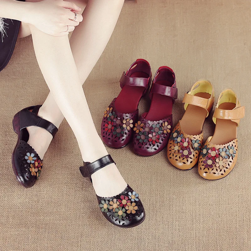 Summer Hot Sale Ethnic Handmade Sandals Retro Flower Hollow Out Casual Sandals Fashion Low Heels Mom Shoes Ladies Rome Sandals