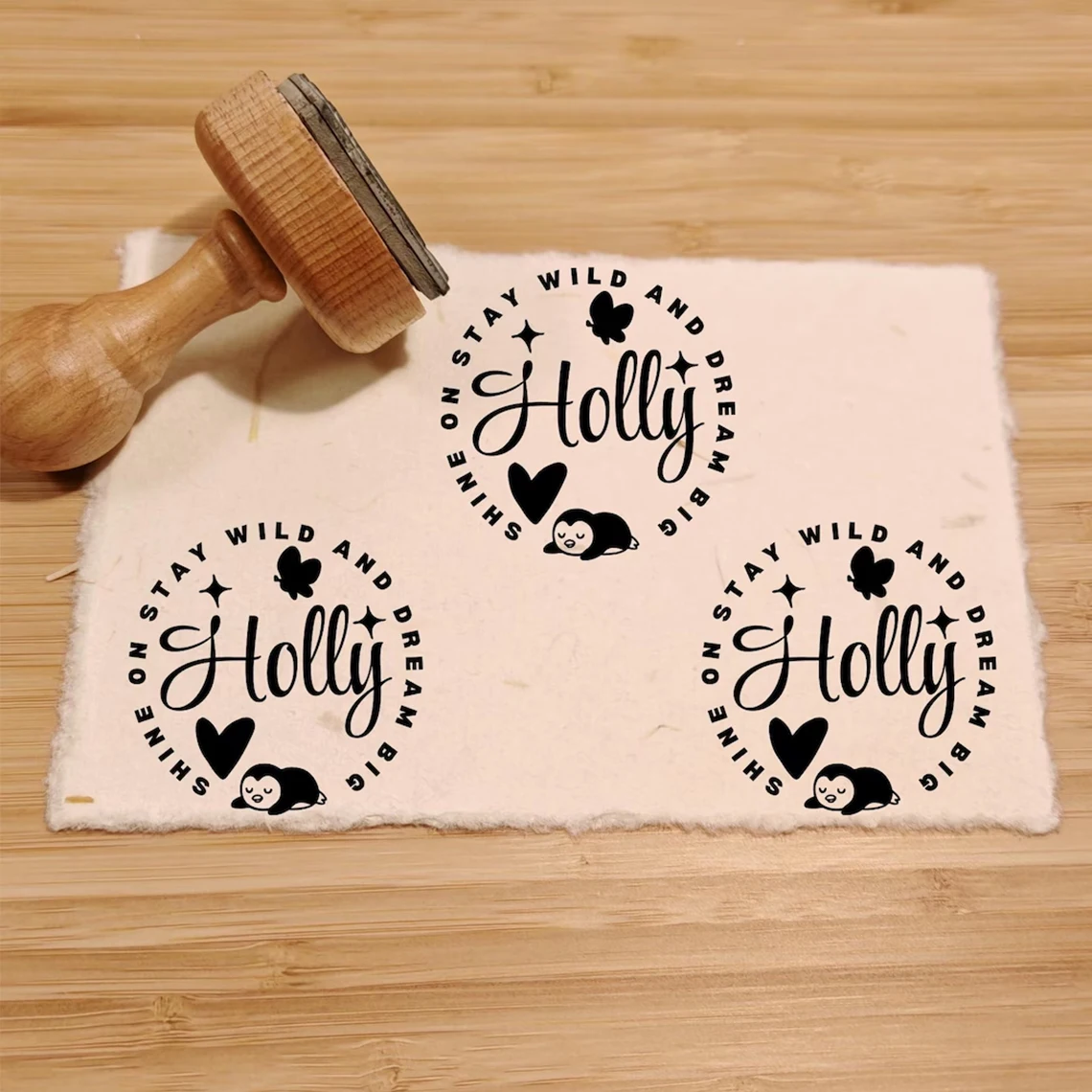 Personalisierter Holzstempel mit Logo und Text, Klarer Adressstempel für Unternehmen oder Basteln – Detail 13