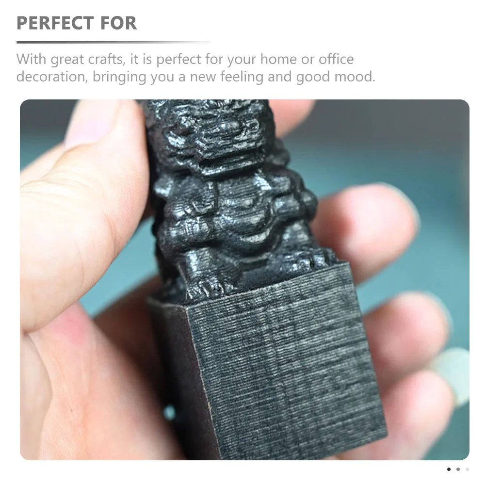 

4pcs Handheld Seal Stamp Ebony Lion Shape Wood Crafts For Office Home Decor Tabletop Decoration Wooden Lion Statue Simple