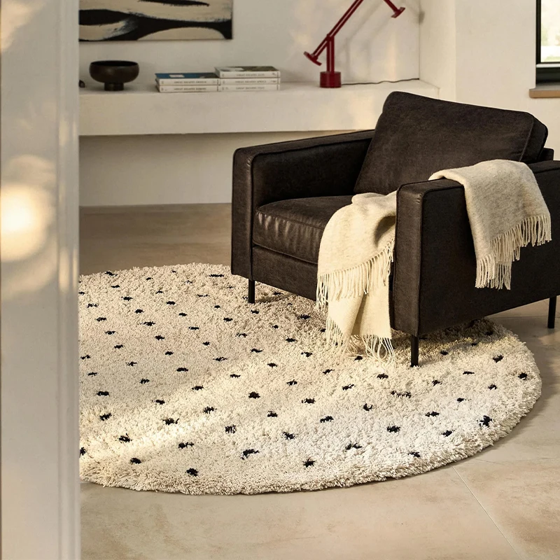 Cream-style Carpet Living Room 2025 New Thickened Long Sweater Closet High-end Sense Of Simple Bedroom Bedside Cat Blanket