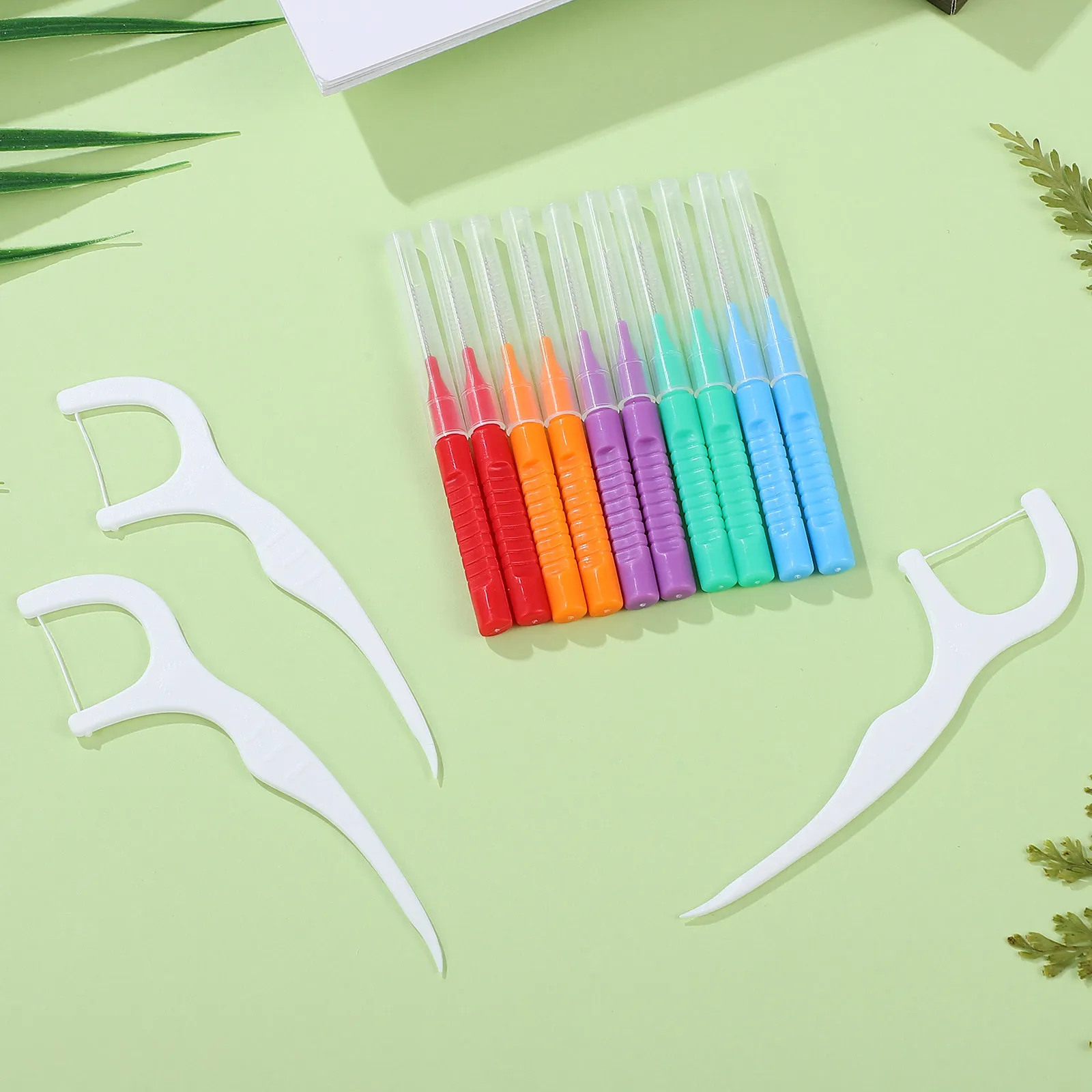 

200Pcs Tooth Cleaning Tools Interdental Brush Floss Picks Dental Cleaner for Tartar Removal Bad Breath Prevention Family Oral