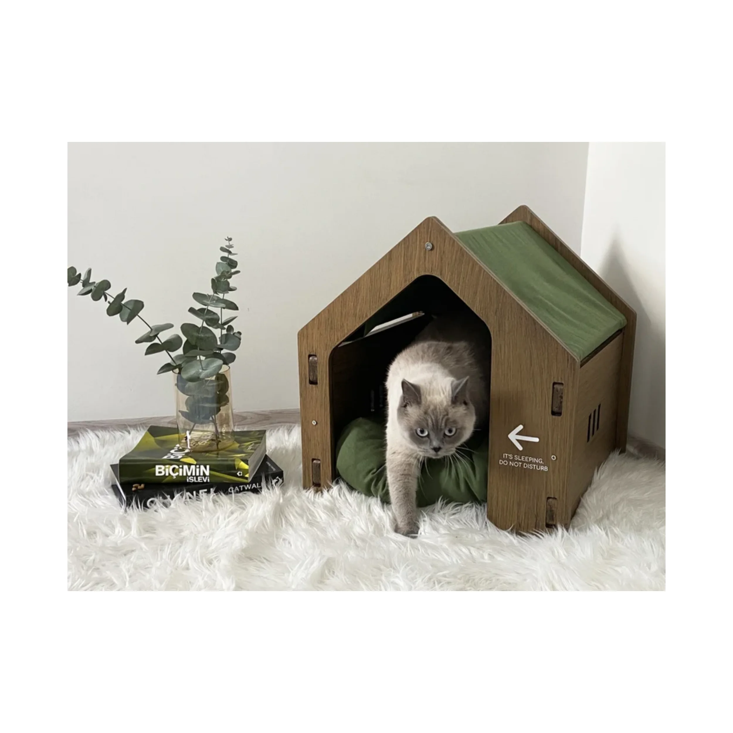 2023 Hot Sale Unique Cat House Cages  Modern Wooden Cat Bed Personalized Pet Furniture Cat Condo for Indoor