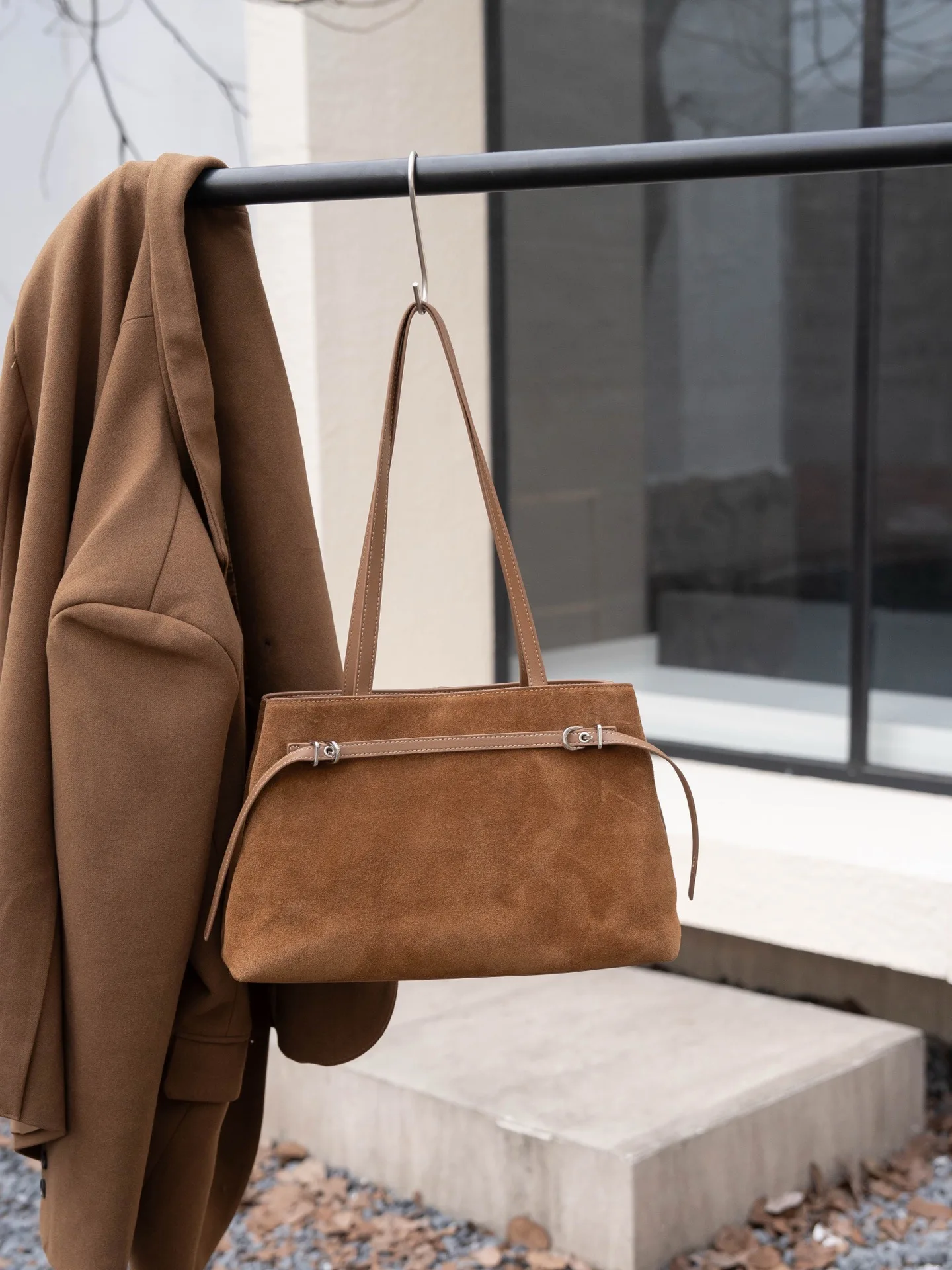 

Matte Cowhide 2025 Fall Winter New Womens Bag Simple Commute Tote Handbag Large Capacity Shoulder Purse luxury bags designers