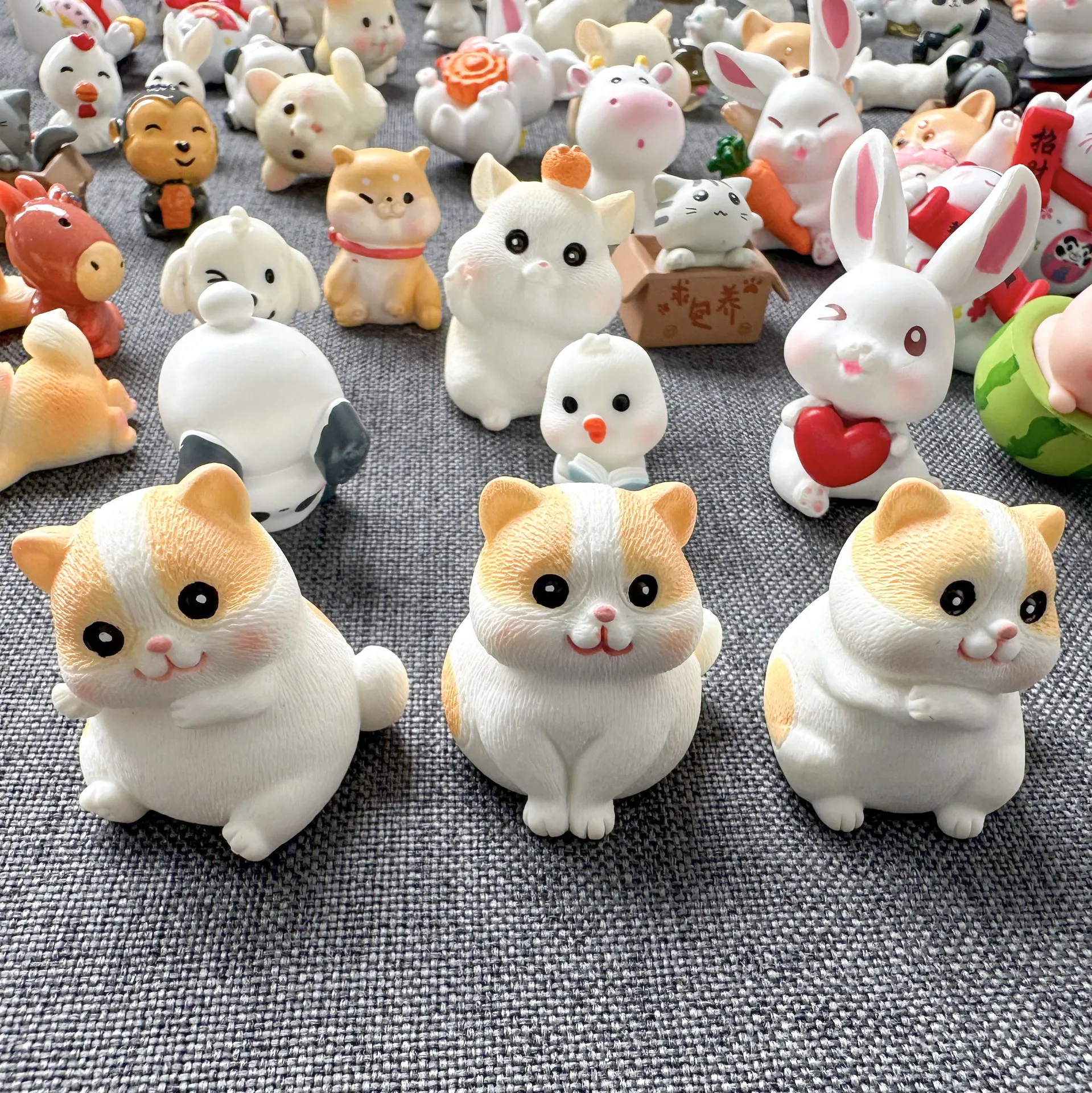 Miniature Mini Model Toys Cartoon Cute Small Animal Supermarket  Food Drinks Wine Bottles Jewelry  Luminous Landscape Ornaments