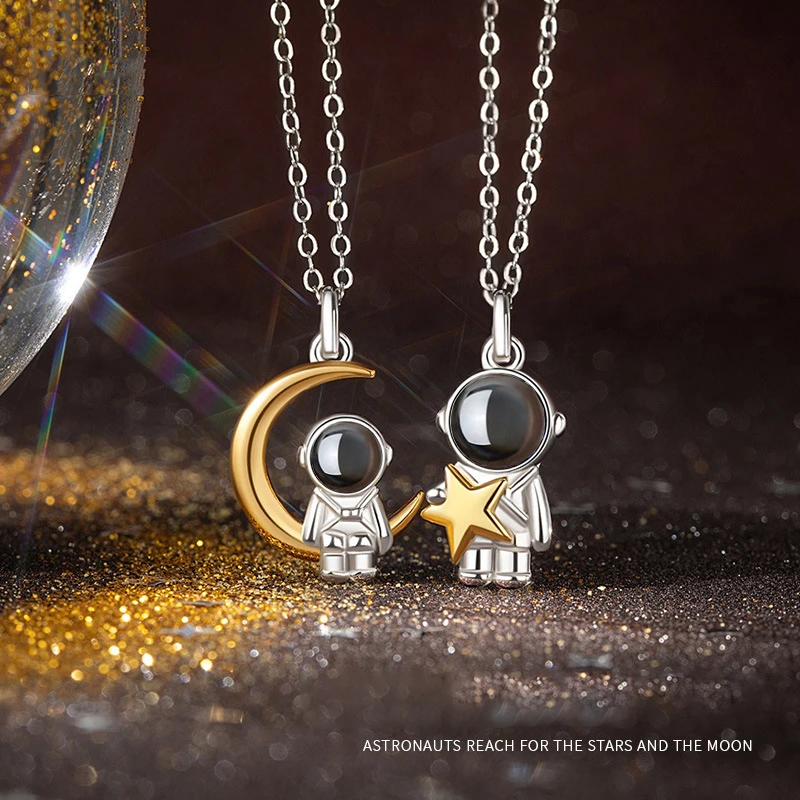 Personalized Photo Projection Necklace Custom Picture Astronaut Star Moon Necklace Customized Birthday Memorial Gifts for Women