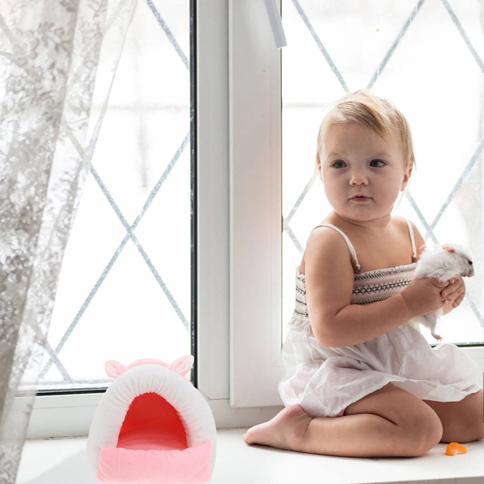 

1Pcs Winter Warm Hamster Cotton Nest Small Pet Sleeping Bed Cozy Hideout for Hamsters Squirrels Mice Hamster