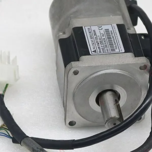 

Один двигатель Asmt02l250ak в хорошем состоянии, новый оригинальный спот