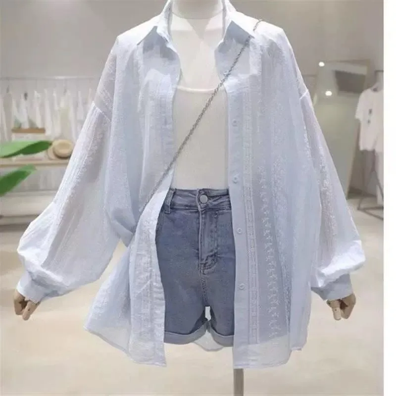 女性のための軽量長袖オーバーサイズシャツ春夏風通しの良い韓国ファッションカジュアル衣装