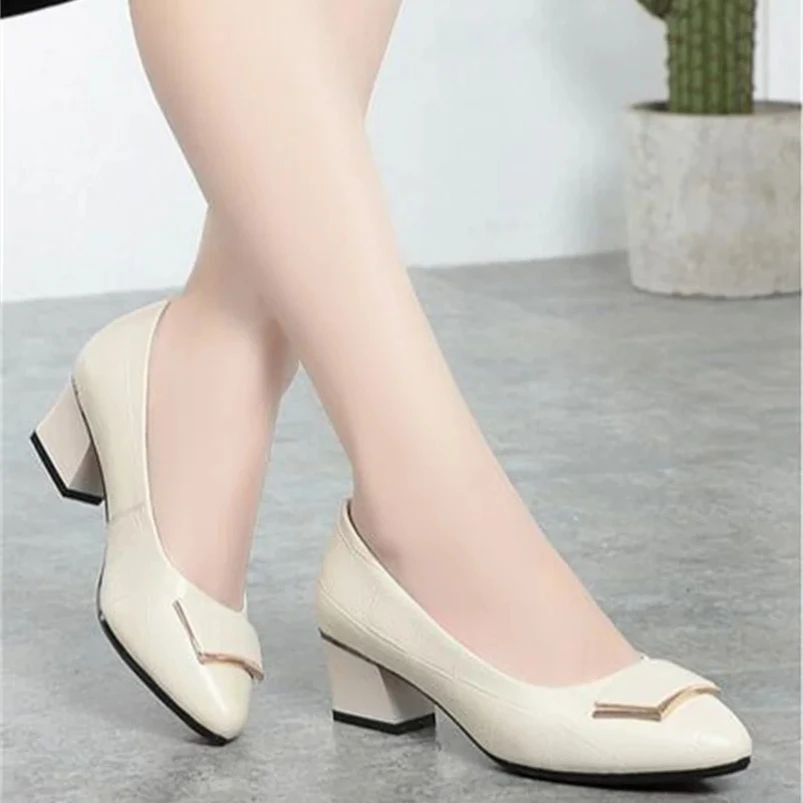 

2025 верхняя женская кожаная обувь из воловьей кожи, элегантная удобная обувь больших размеров на высоком каблуке, женская модная свадебная обувь для банкета