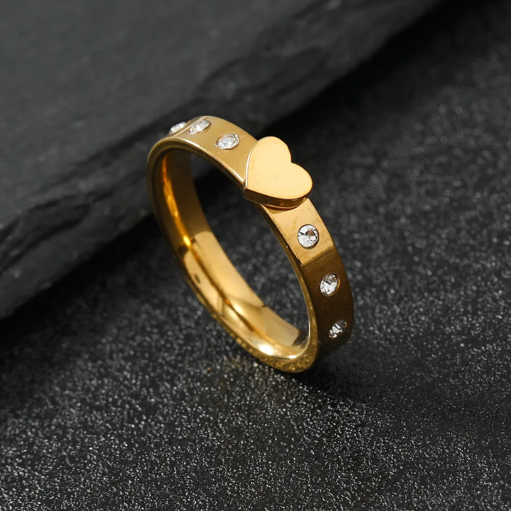 1PC Fashionable Stainless Steel ring, Simple Welding heart, Diamond Inlaid Titanium Steel ring, Light Luxury Accessory