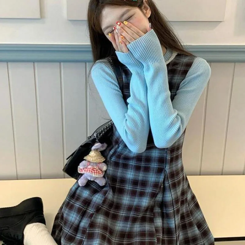 Traje de estilo coreano estilo preppy para mujer, traje de otoño y primavera, nuevo modelo, vestido corto acampanado, conjunto de dos piezas dulce y picante con cuello redondo