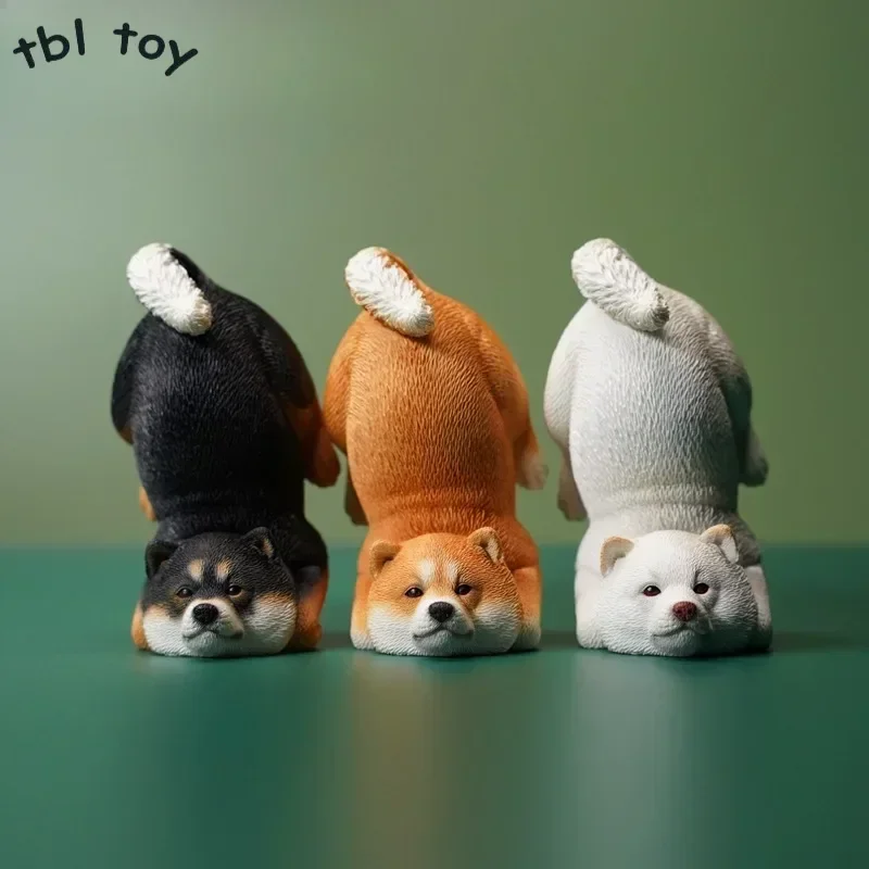 JXK 1/6 Scale Resin Street Dog with Sofa Banana Model Healing Lovely Animal Dolls 5x5.5x9cm Car/desk Ornaments Accessory