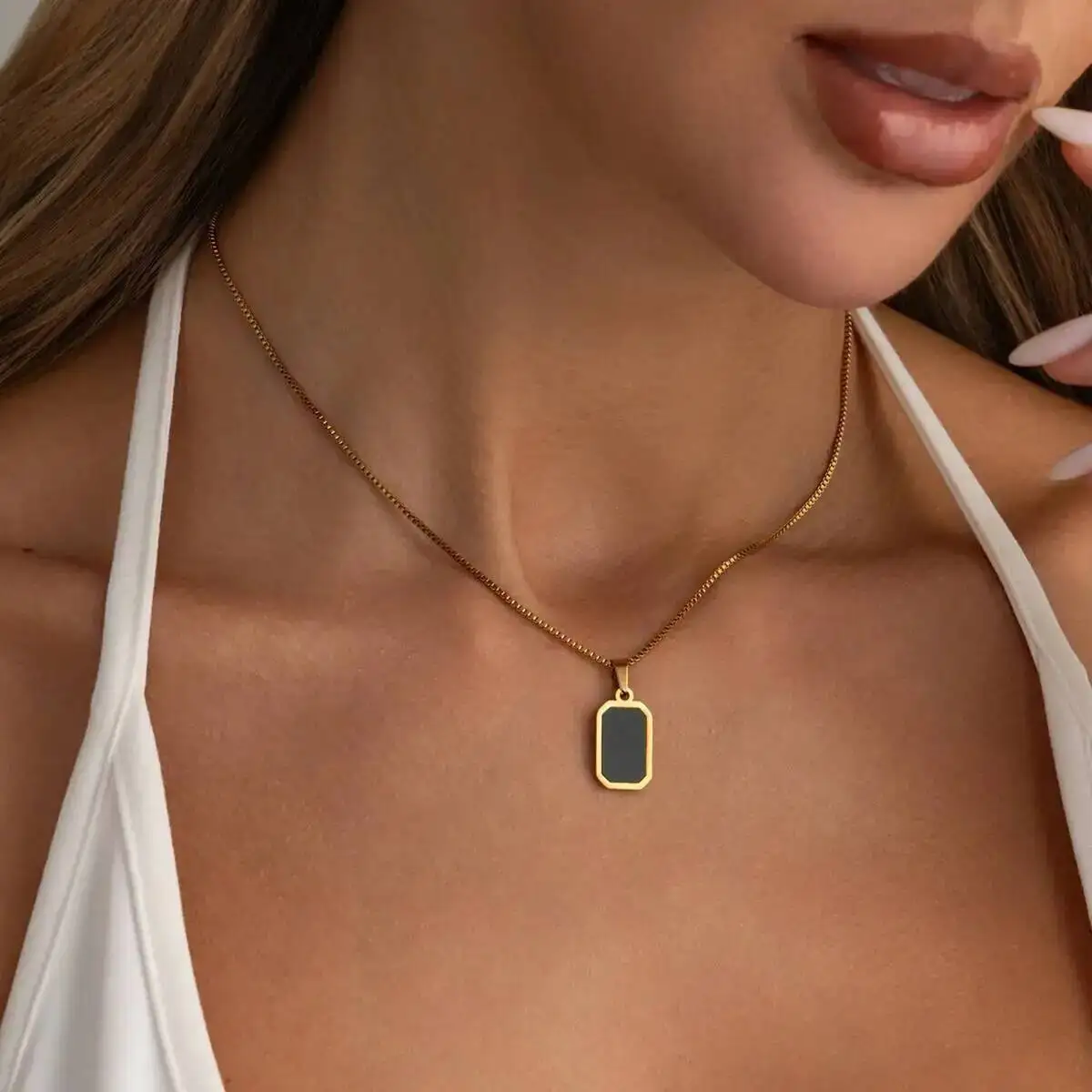 IngeSight.Z Fashion Simple Stainless Steel Square Pendant Necklace for Women 18K Gold Plated Clavicle Chain Jewelry Waterproof