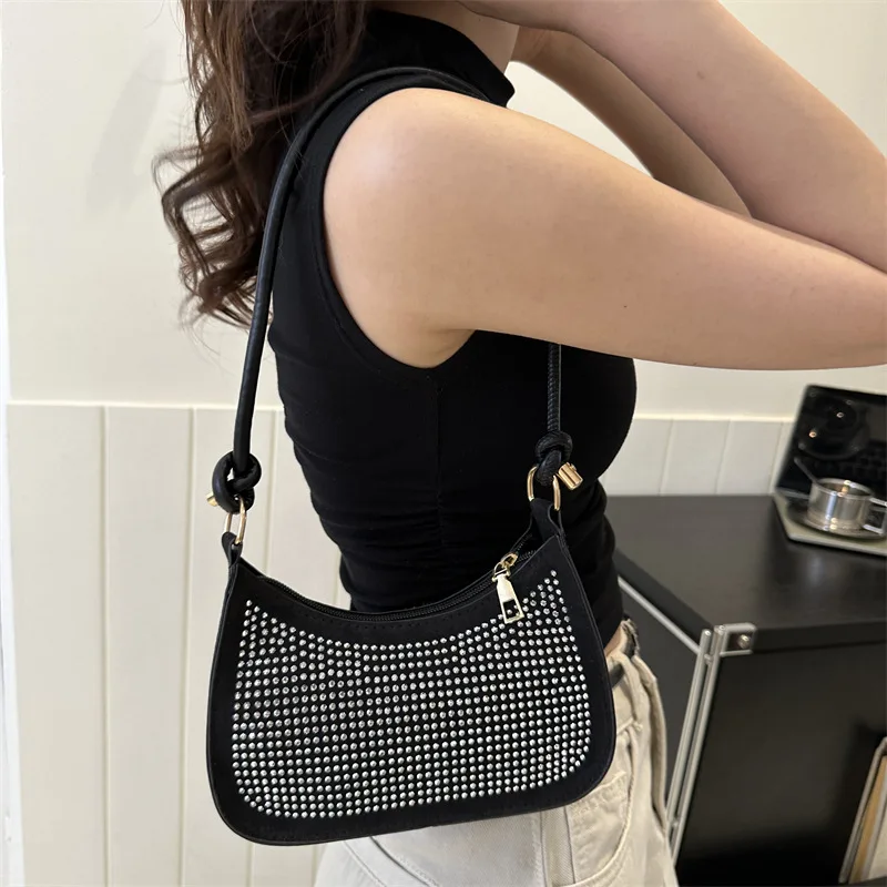 Fashion Vintage Women Handbags Exquisite PU Underarm Bag Casual Women Shoulder Bags Solid Color Zipper Female Handbag Clutch