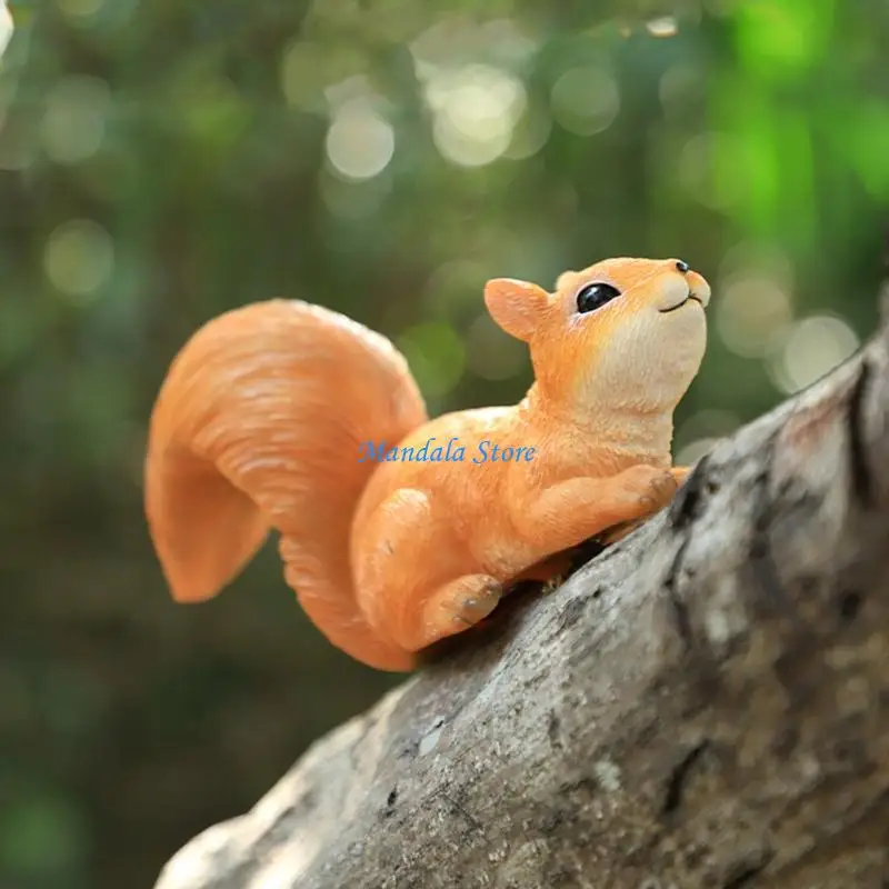 U2JC Climbings Squirrel Trees Huggers Squirrel Garden Statue Tree Peekers Sculpture