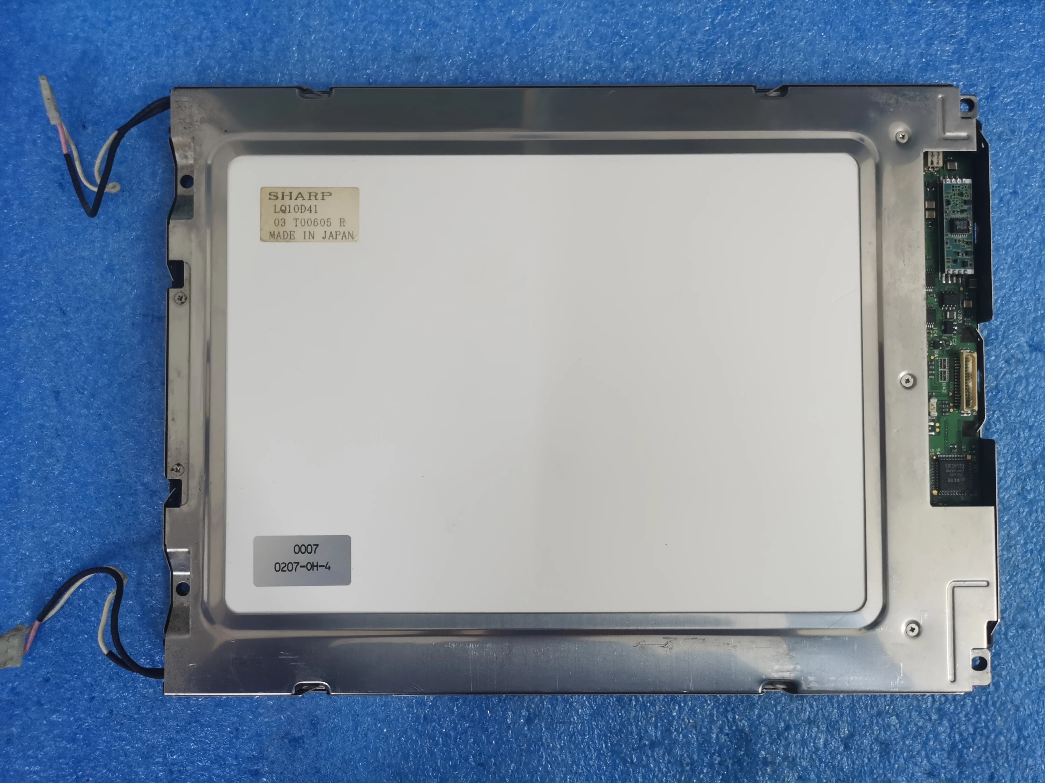 

Original LQ10D41 10.4-inch industrial LCD screen, tested in stock LQ10D42 LQ10D421 LQ104V1DC31 LQ104V1DC41