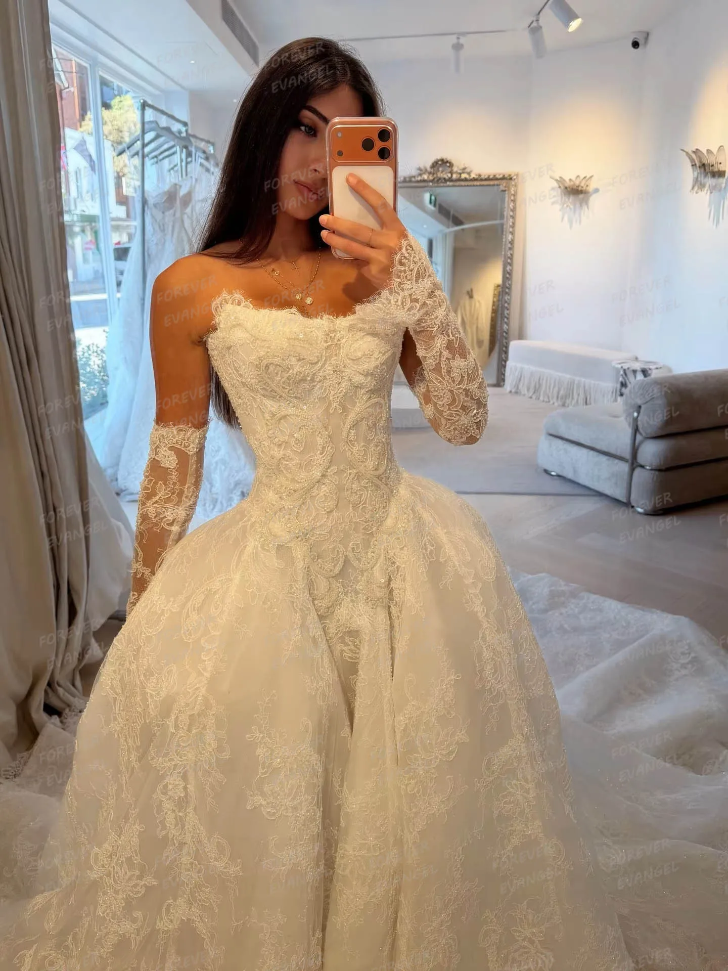 Simple Lace Wedding Dresses A Line Woman's Bride Gowns Appliques Ruffles Boat Neck Customized Formal Vestidos De Novia Tulle