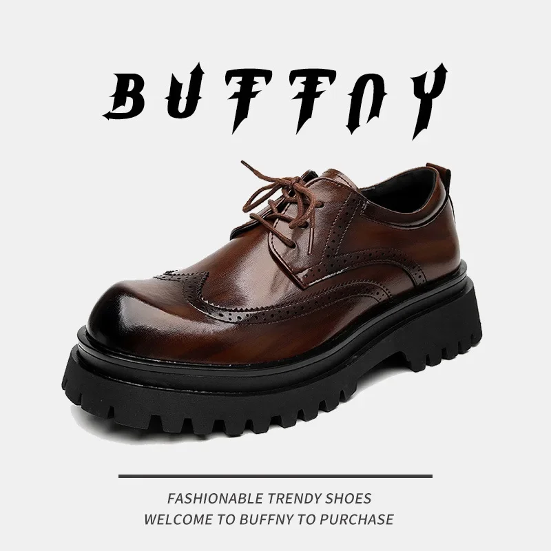 Nuevo estilo, zapatos Debi de cabeza redonda con parte inferior gruesa, estilo británico, informal, calado, estilista de cabello de negocios Vintage a la moda de verano Su