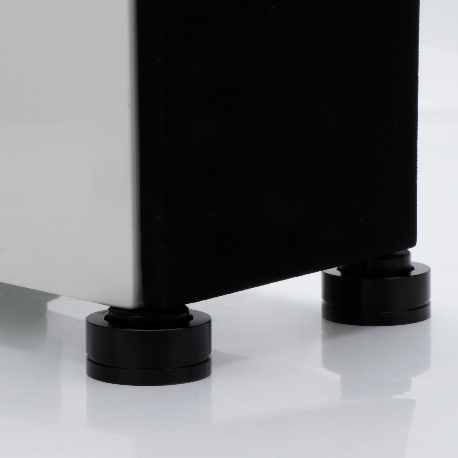 HIFI المتكلم سبايك مكبر للصوت السيراميك الخرز المتكلم حامل الصلب الكرة التمرير قدم المضادة للصدمات امتصاص مسمار وسادة الاهتزاز قاعدة