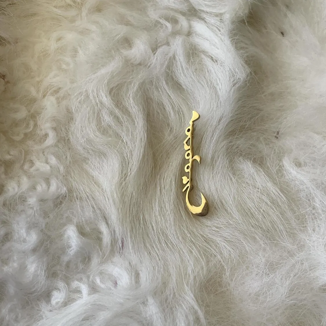 Mysterious Language Brooch Pin Symbol Blessing Happiness Contented Good Lucky Brooches for Men Women Jewelry Birthday Gifts